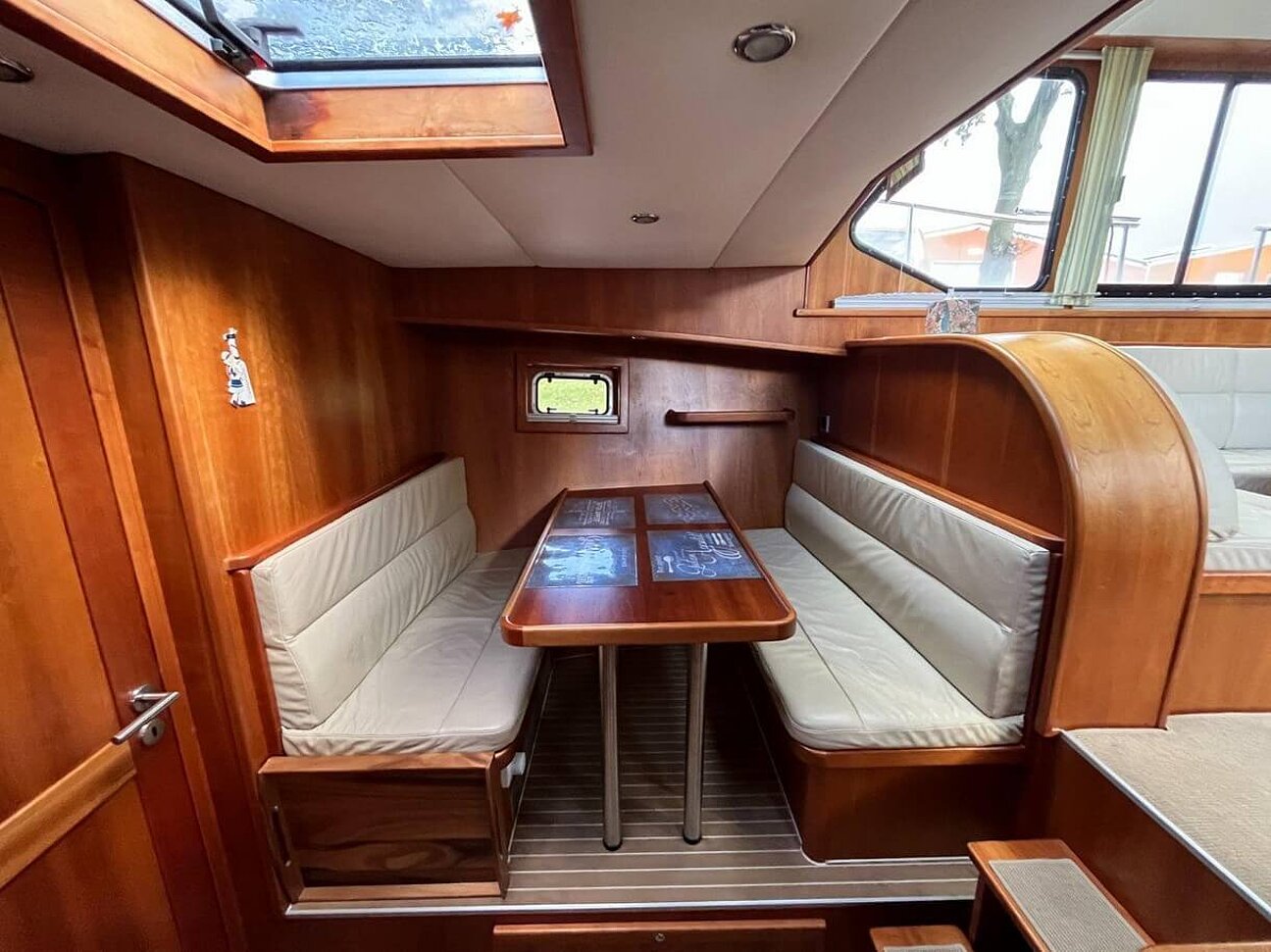 Motoryacht Siemer 42 AC Wohnbereich