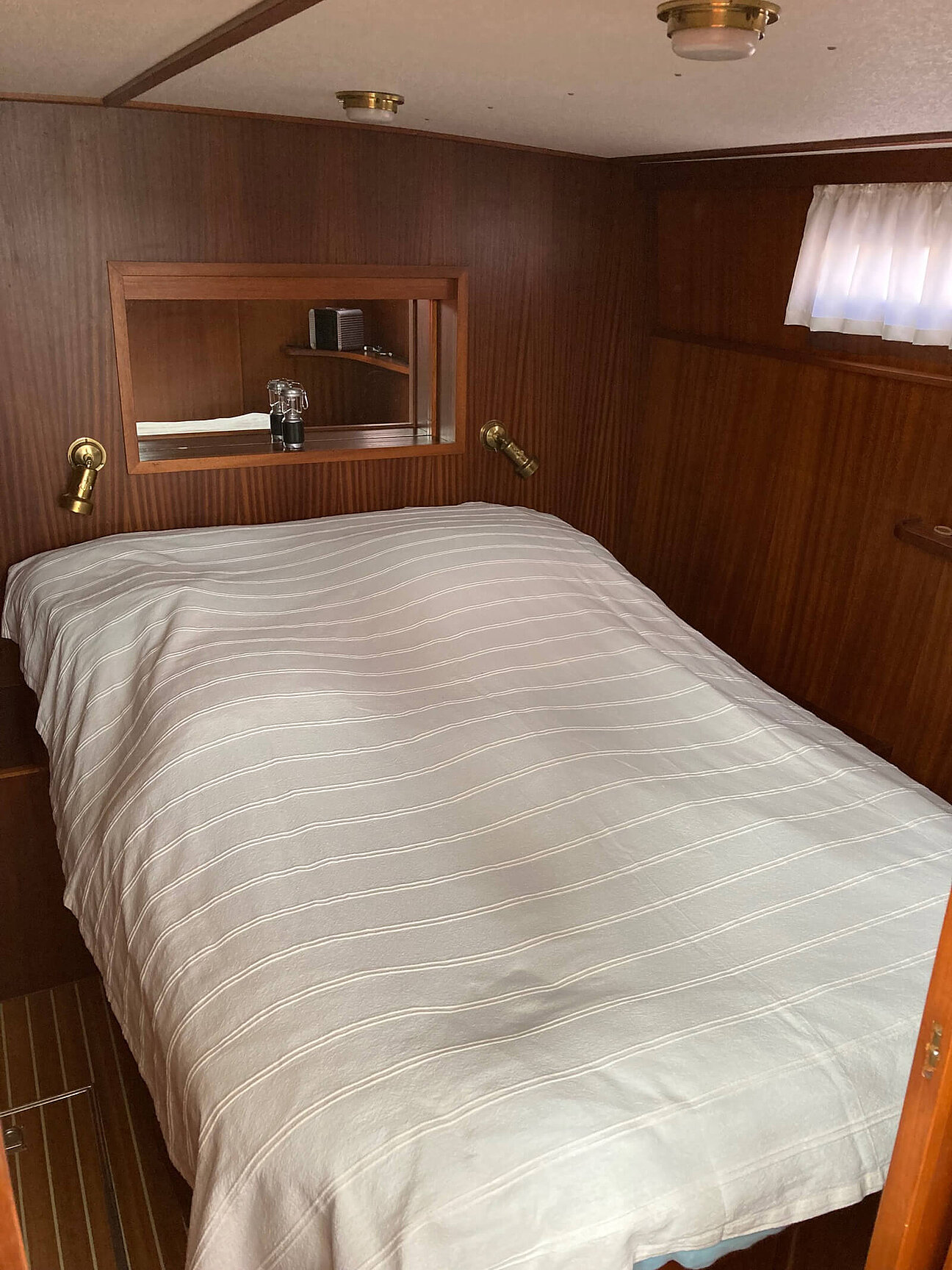 Linssen 352 SX Twin Halbgleiter