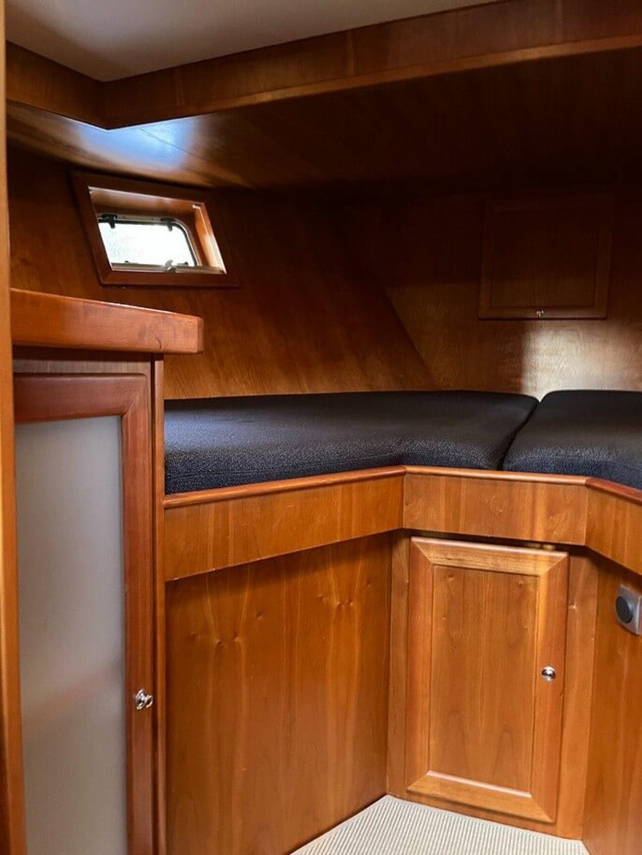 Motoryacht Siemer 42 AC Wohnbereich