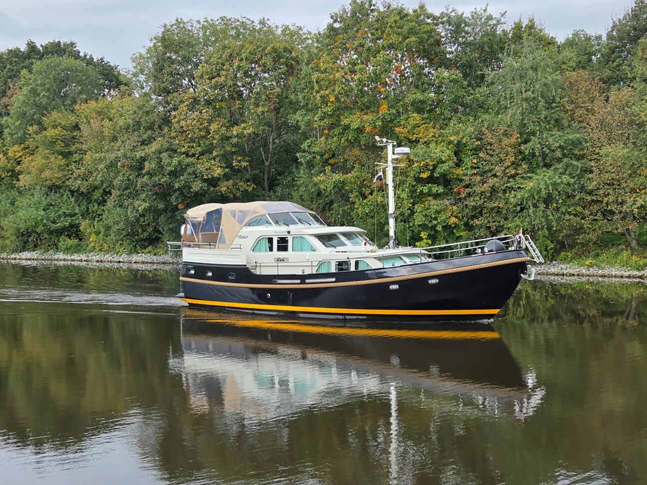 Linssen Yacht Grand Sturdy 460 AC TWIN im Wasser