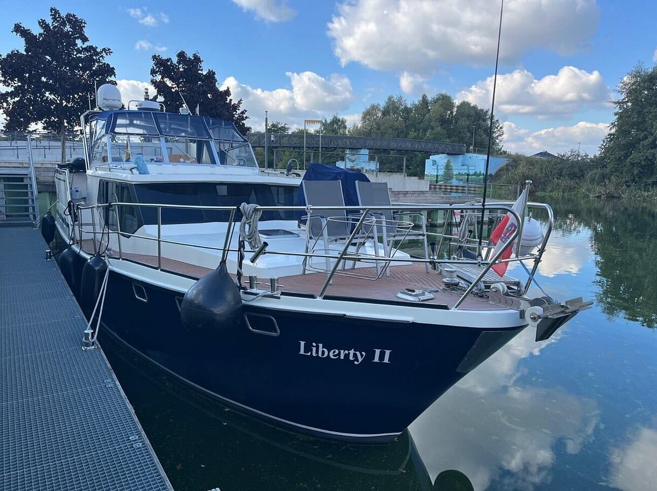 Motoryacht Siemer 42 AC Außenaufnahme