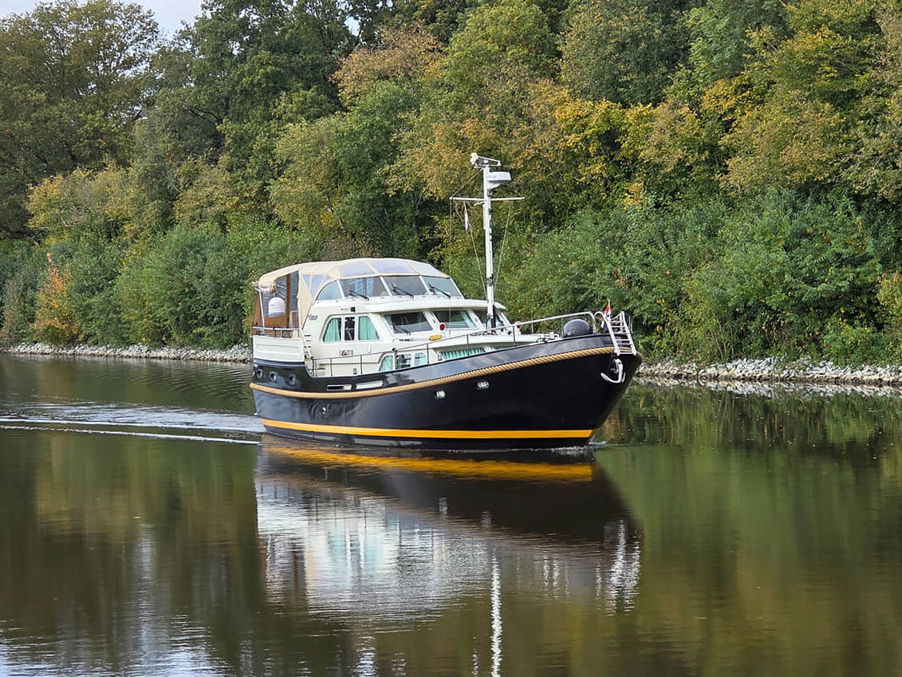 Linssen Yacht Grand Sturdy 460 AC TWIN im Wasser