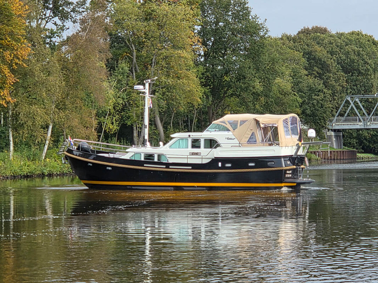 Linssen Yacht Grand Sturdy 460 AC TWIN im Wasser